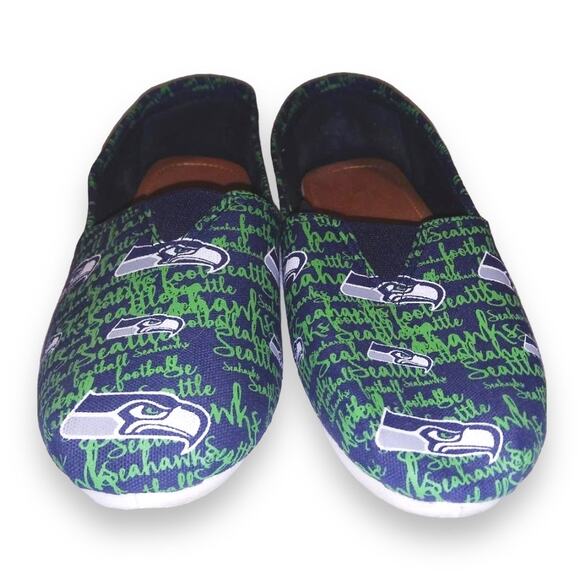 Seattle Seahawks NFL Slip On Flats Logo Round Toe - Picture 2 of 8